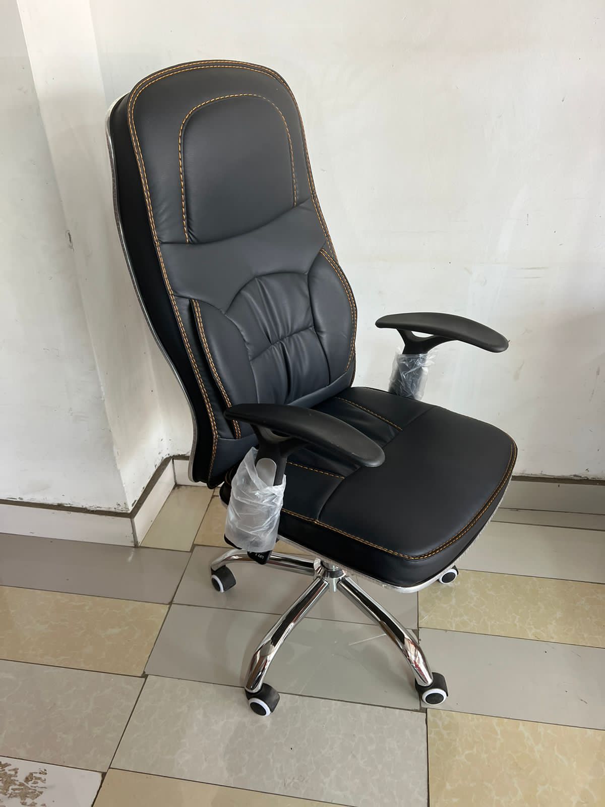 High back leather Chair